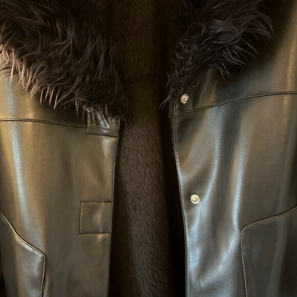 โจ Faux, Fun & Flirty 1920s-Inspired Coat โ Size Small โจ - Picture 6 of 9